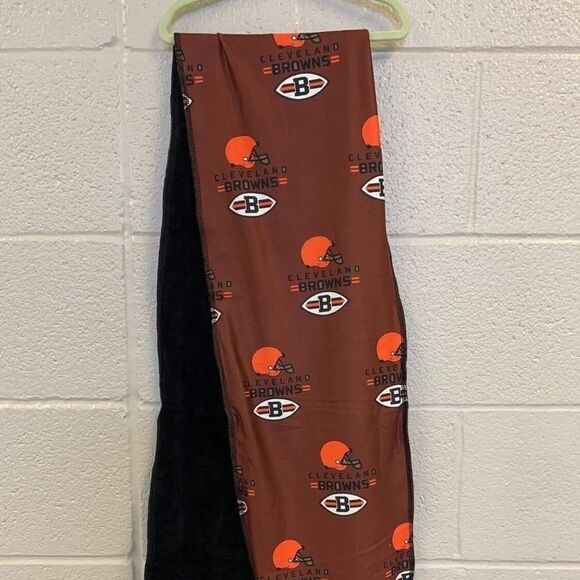 Cleveland Browns Scarf. NEW - Picture 1 of 1